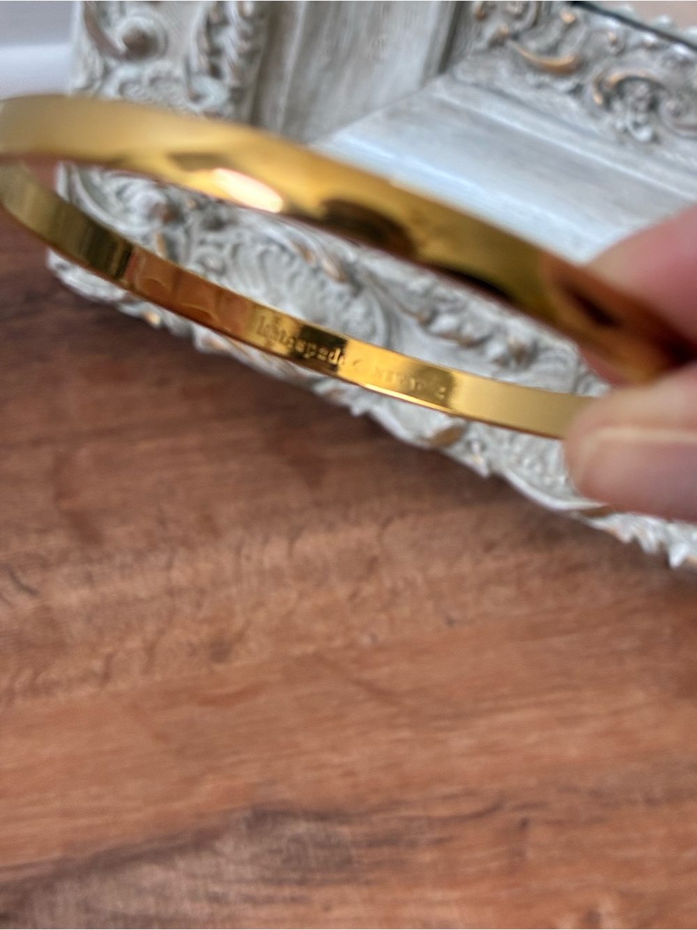 Kate Spade Heart Of Gold Idiom Bangle Bracelet - Picture 7 of 13